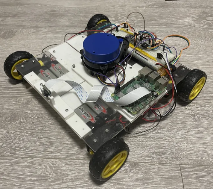 Electronics and chassis of the mobile robot platform prototype
